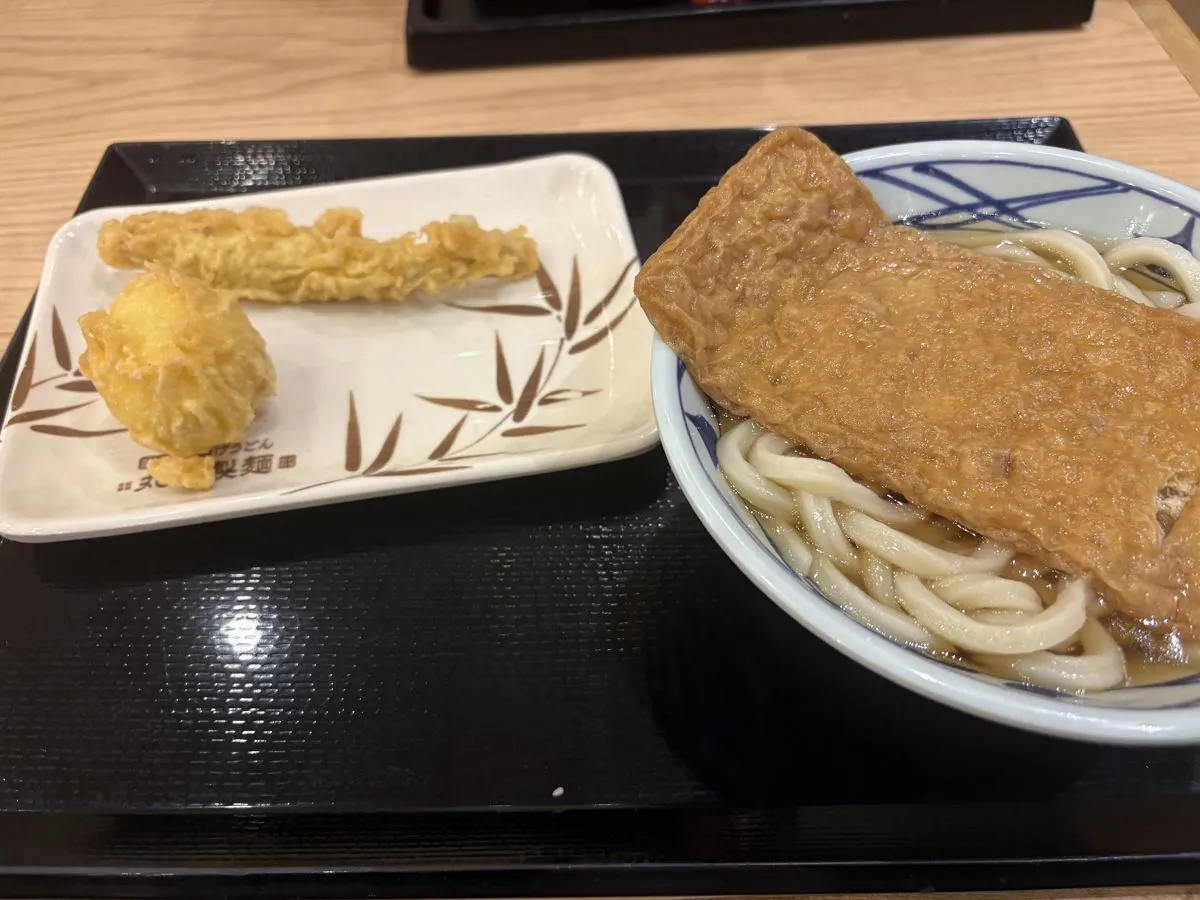 きつねうどんと天ぷら