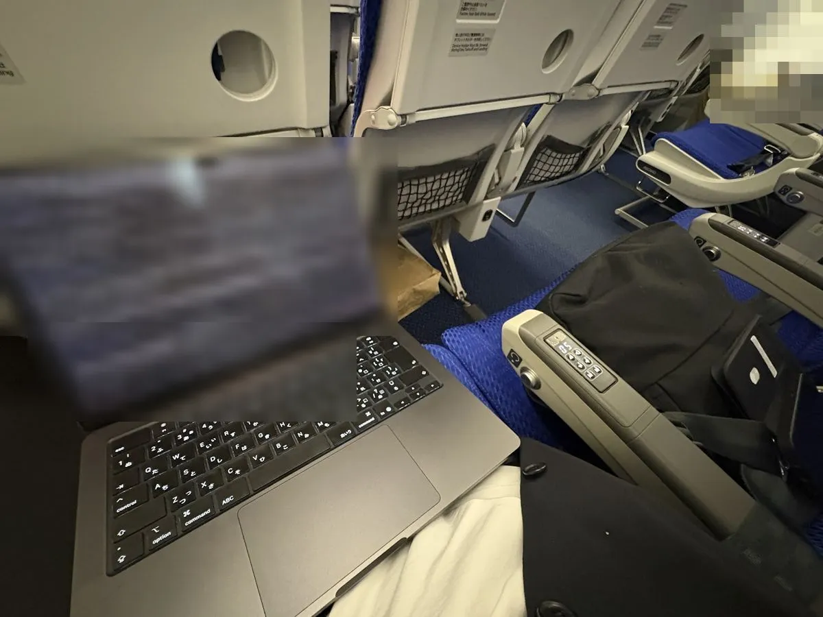 機内での作業